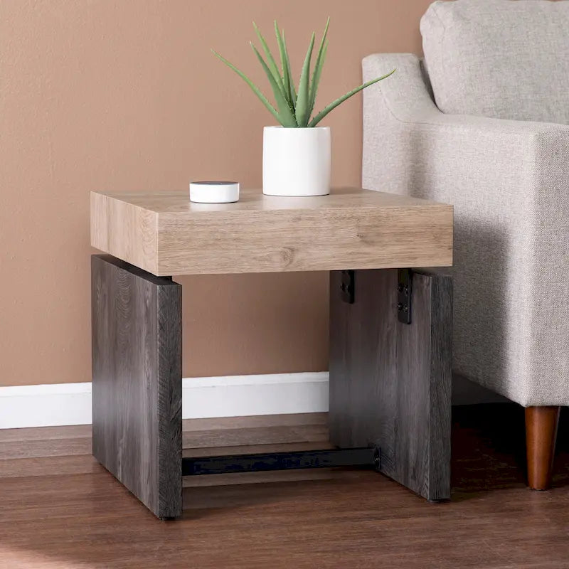 SEI Furniture Hedgefield Duo-Tone Side Table