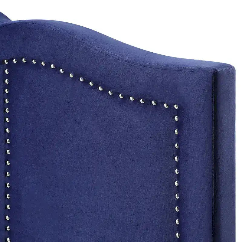 Furniture of America Dustir Art Deco Upholstered 4-drawer Platform Storage Bed