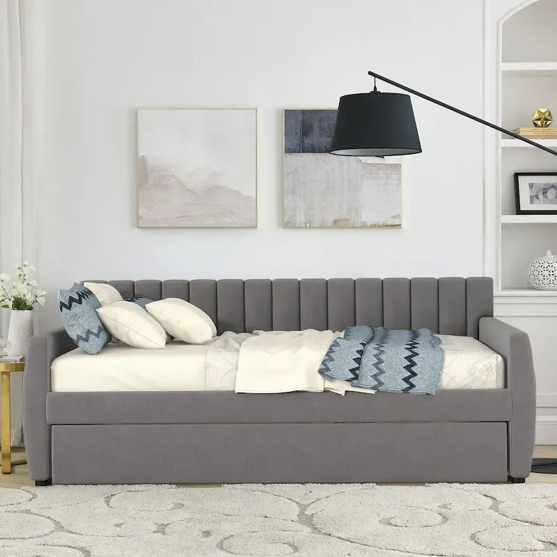 Classic Full Size Velvet Upholstered Daybed with a Trundle Bed